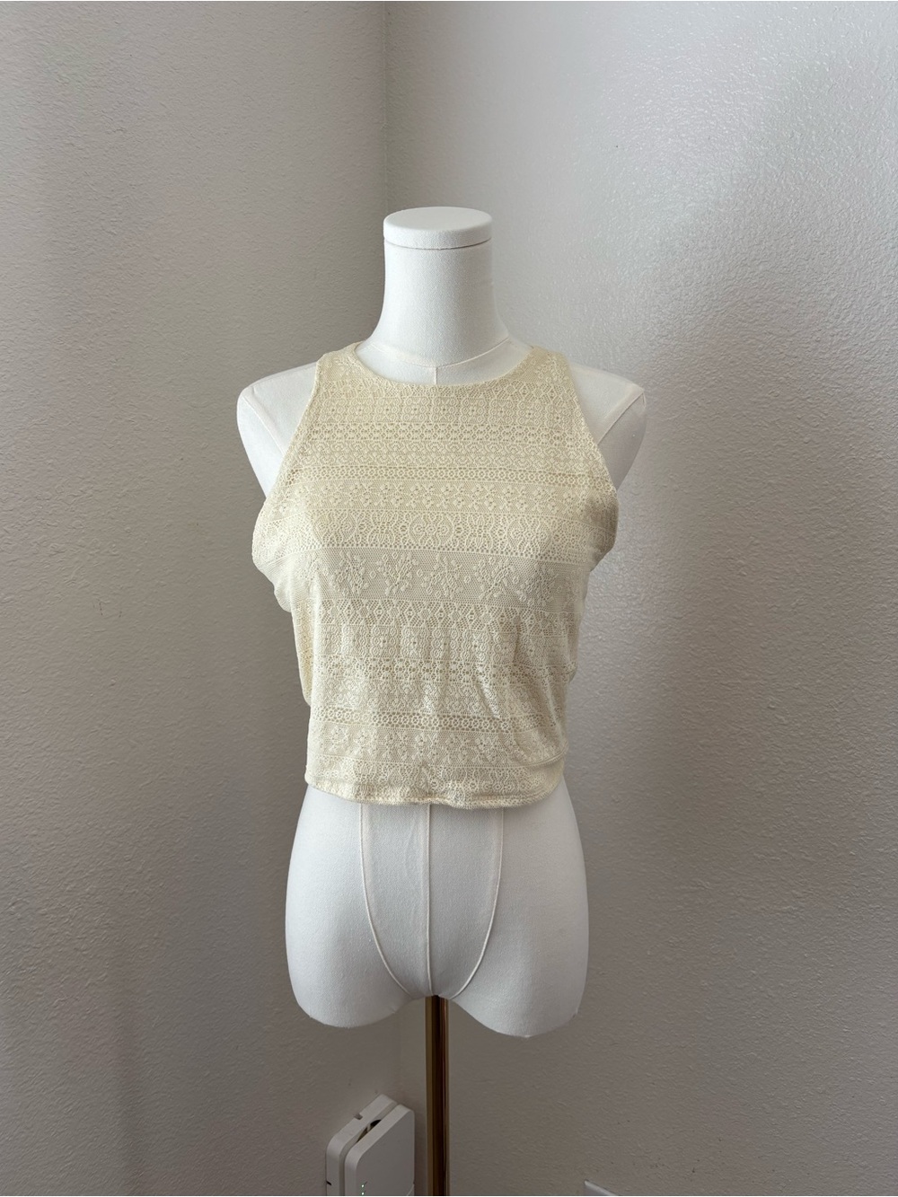 Hollister tank top (L)